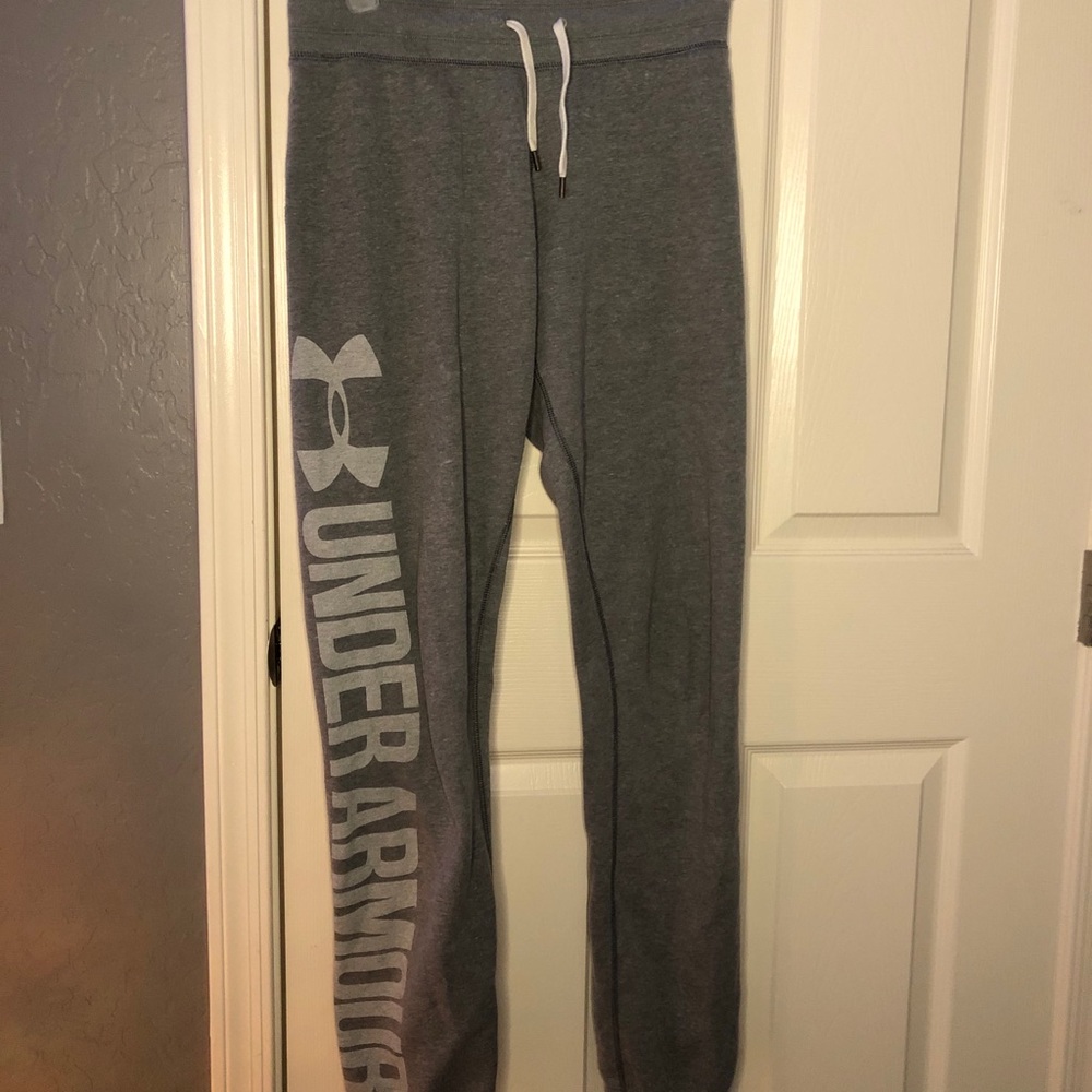 UNDER ARMOR SWEATPANTS